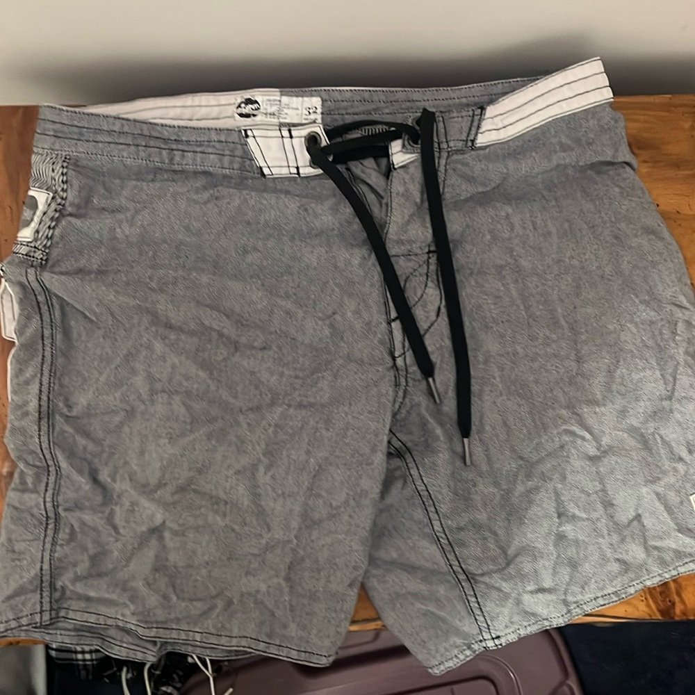 Rhythm 100% cotton shorts size 32